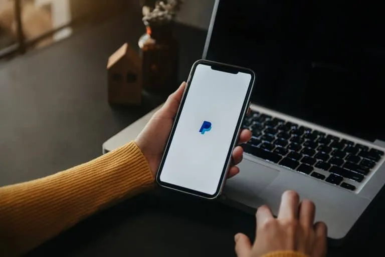 PayPal behält Geld ein